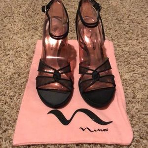 Like New Nina Black Heels 8.5M